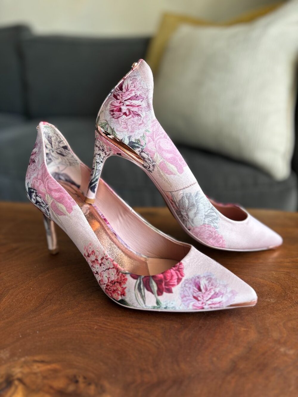 Ted Baker Hallden Floral Pointed Toe Heels Size 37